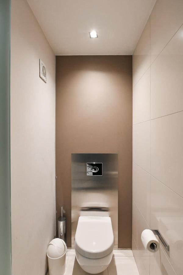 Luxury Central Penthouse With Sauna, Terrace, 250M2, 5Bdrm, 3Bthrm Prag Exterior foto